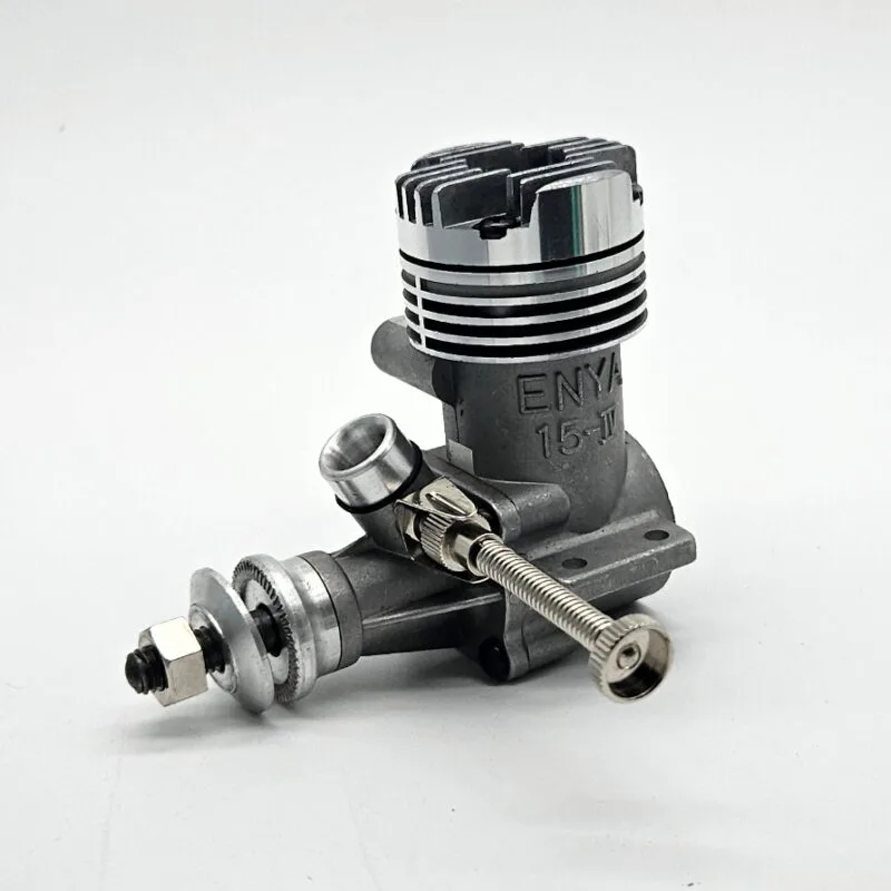 Motor Enya 15 IV
