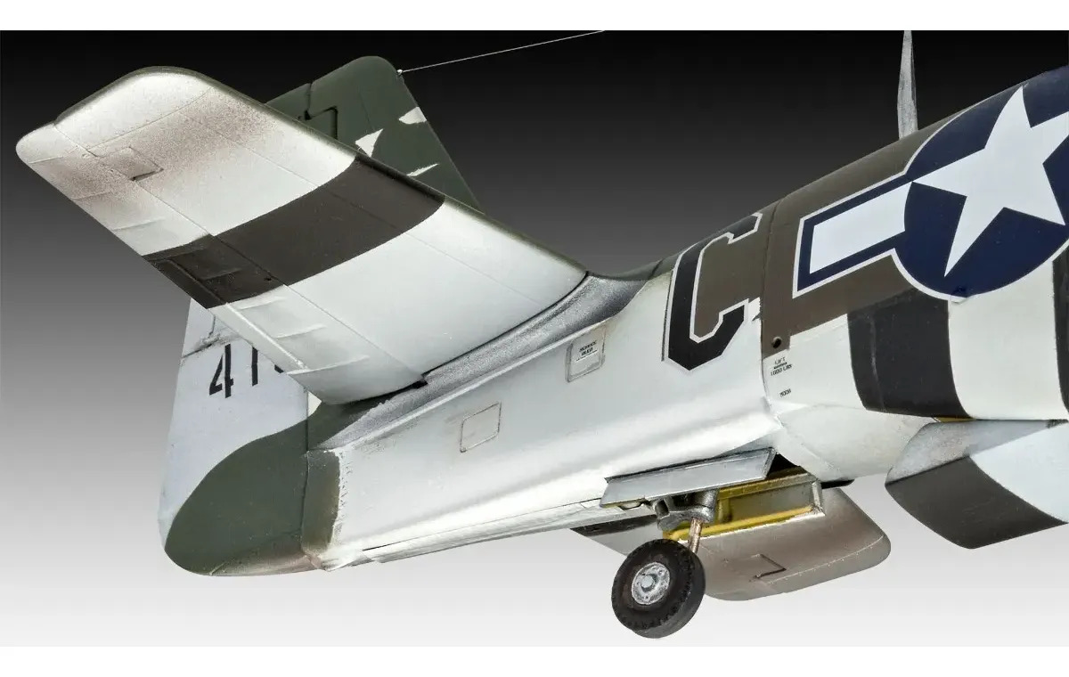 Revell 03944 P-51D-5na Mustang Early Version 1:32 - Imagem 4